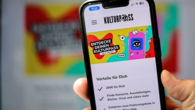 Den Kulturpass für 18-Jährige gab es für zwei Jahrgänge. Jetzt endet das Angebot. (Symbolbild) (Foto: Jan Woitas/dpa)
