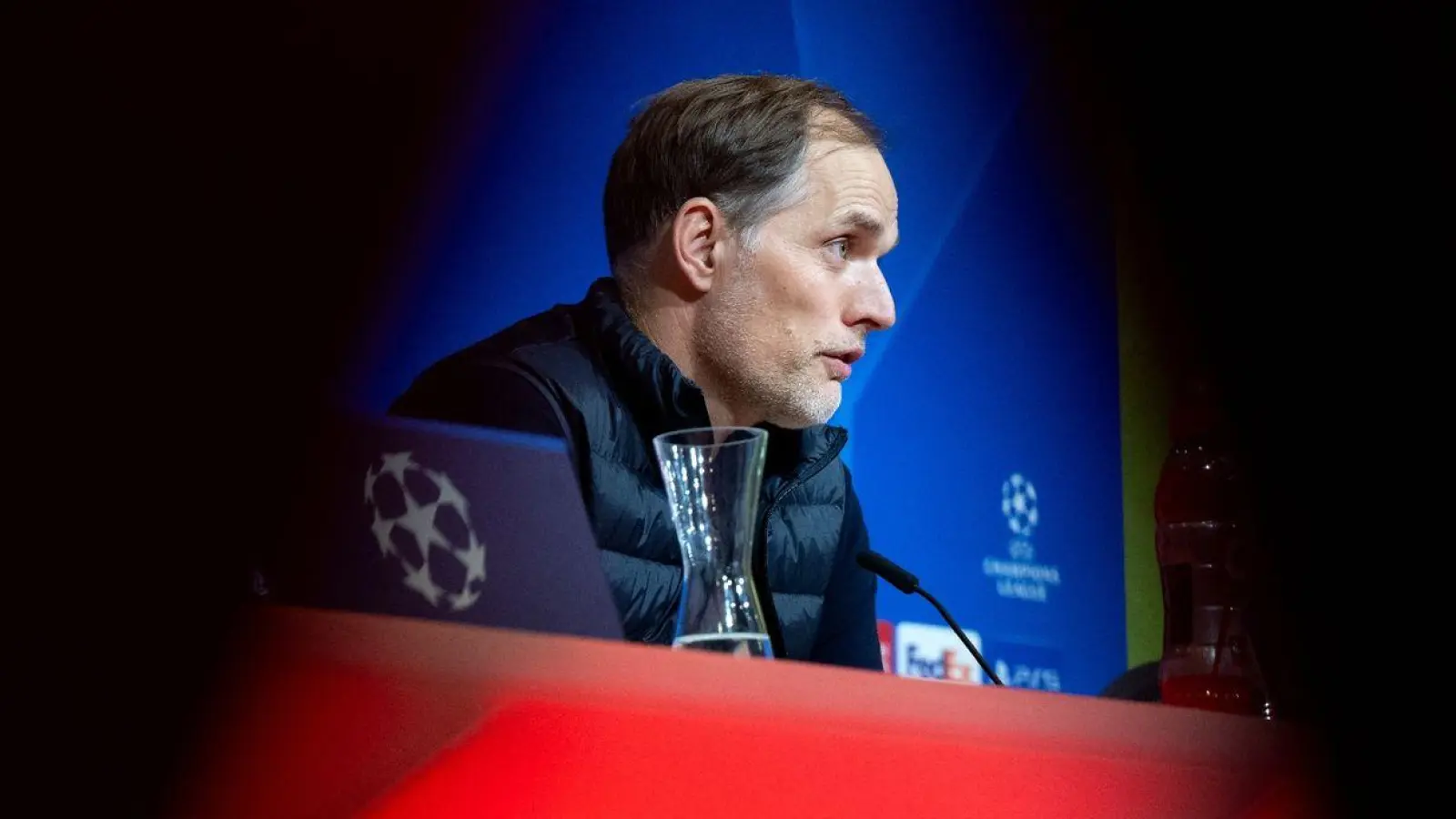 Trainer Thomas Tuchel von München nimmt nach dem Spiel an einer Pressekonferenz teil. (Foto: Sven Hoppe/dpa)