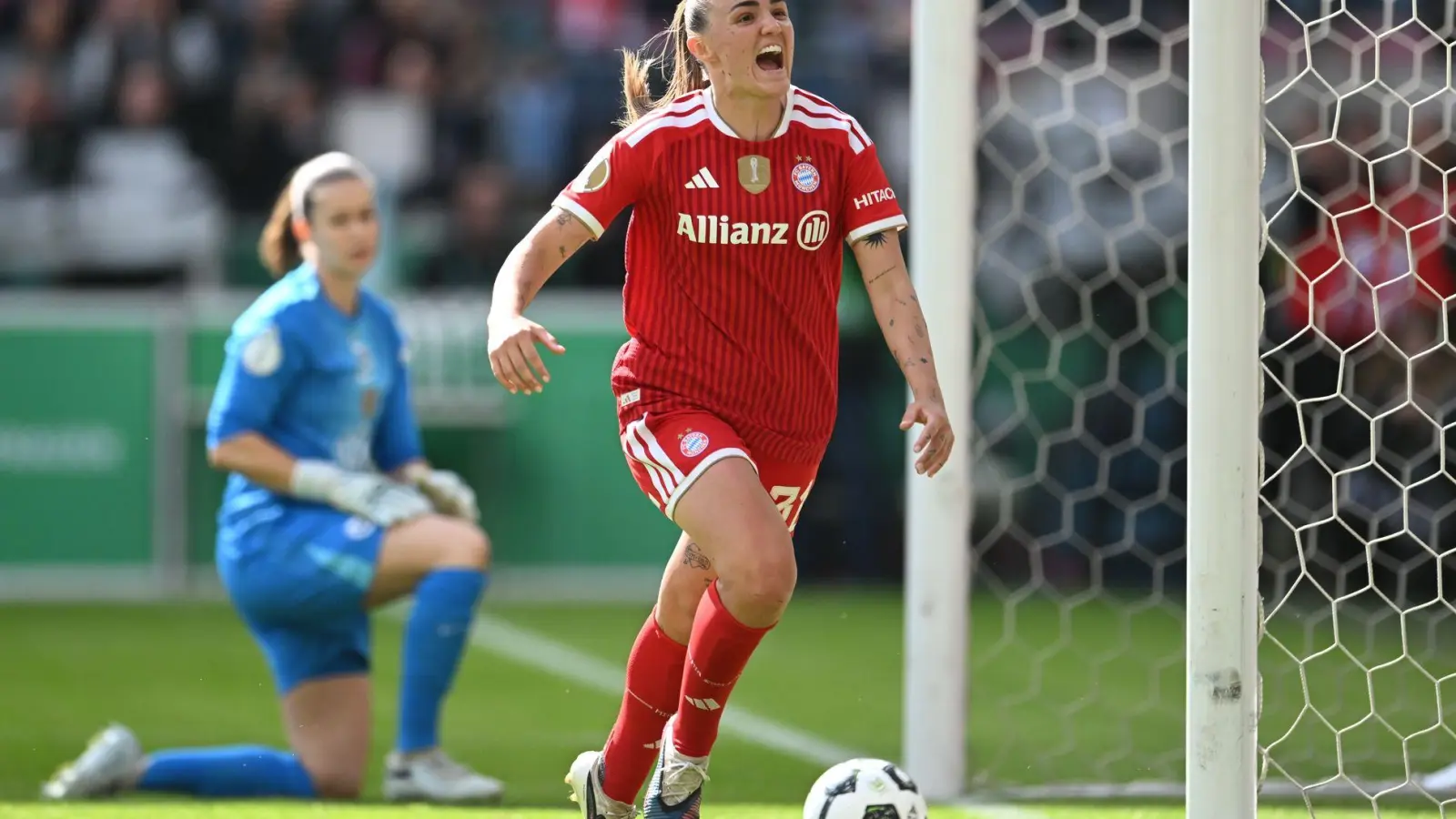 Jubelt künftig für Arsenal: Georgia Stanway. (Archivbild) (Foto: Fabian Strauch/dpa)