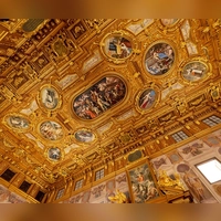 Mit dem Goldenen Saal zeigte die einstige Reichsstadt ihre Macht. (Foto: Stefan Puchner/dpa)