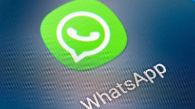 Künftig müssen WhatsApp-Nutzer ihre private Handynummer nicht mehr preisgeben, um mit neuen Kontakten zu chatten.  (Foto: Fabian Sommer/dpa)