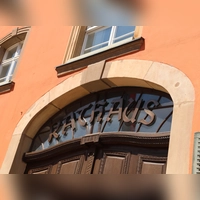 Im Dinkelsbühler Rathaus tagt der Stadtrat. Dass die CSU nach dem Bruch der Fraktion im Sommer 2025 mit acht Mitgliedern zurückgekehrt ist, wurde in der Hauptversammlung als Erfolg des Wahlkampfs gewertet. (Symbolbild: Martina Haas)