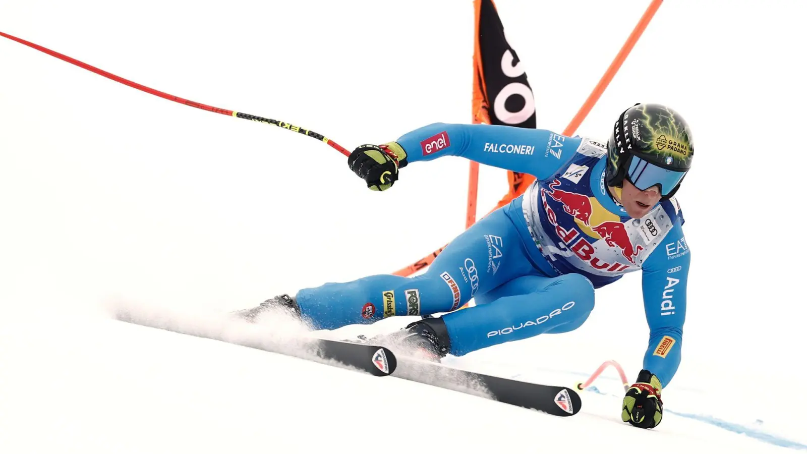 Der Italiener Giovanni Franzoni gewinnt auf der Streif in Kitzbühel. (Foto: Gabriele Facciotti/AP/dpa)