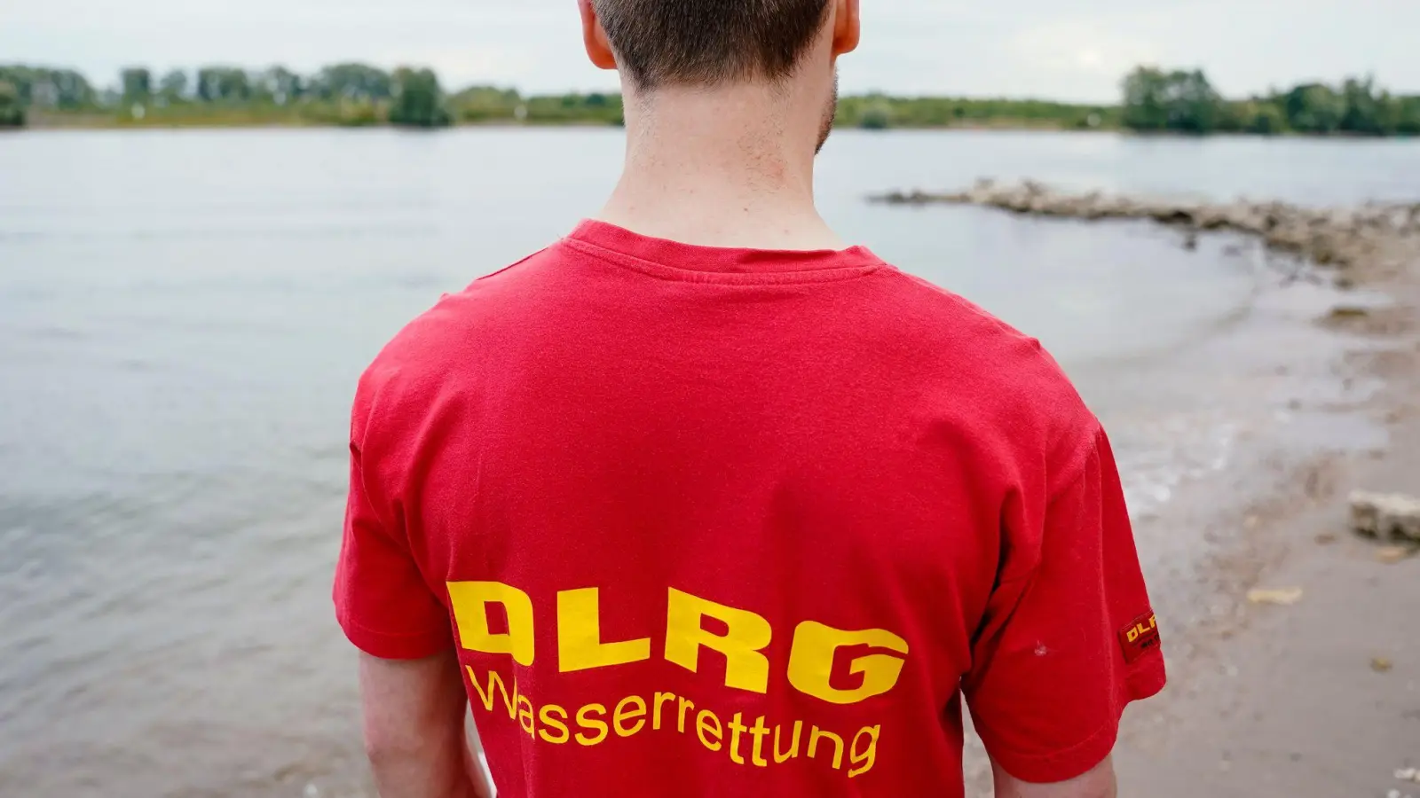 Der 15-Jährige konnte nicht mehr gerettet werden. (Symbolbild) (Foto: Uwe Anspach/dpa/dpa-tmn)