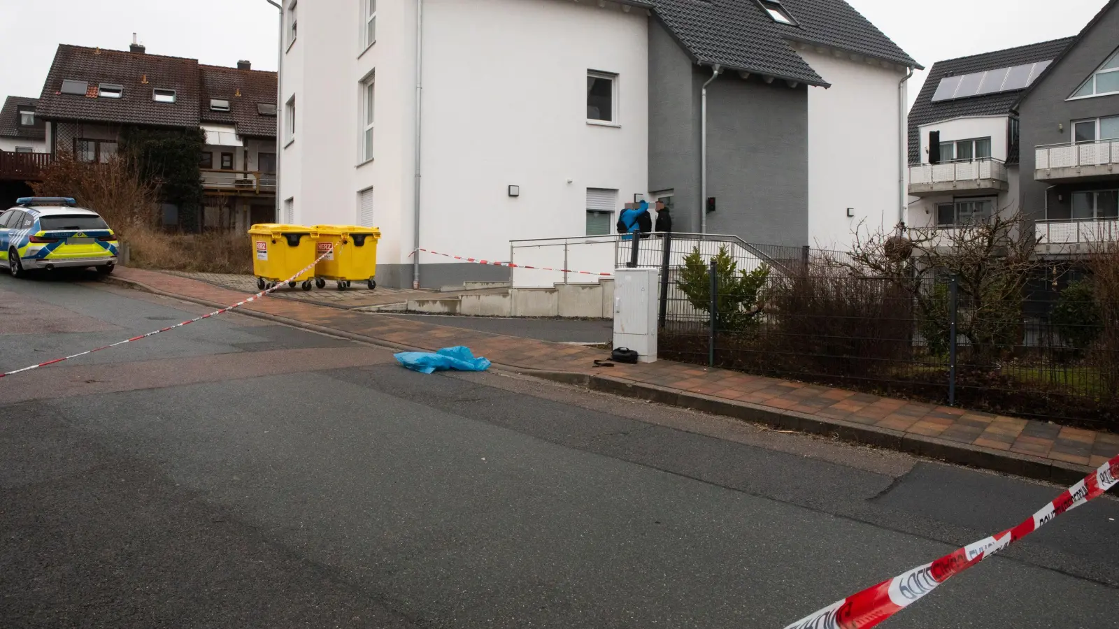 Der Tatort in Heilsbronn vom 6. Februar: Die Staatsanwaltschaft Ansbach hat nun Anklage erhoben gegen den mutmaßlichen Messerstecher. (Archivbild: Evi Lemberger)