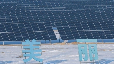 Für das laufende Jahr rechnet Chinas Industrieverband für Fotovoltaik mit bis zu 220 Gigawatt an neu installierter Solarenergie. (Foto: Zhang Cheng/XinHua/dpa)