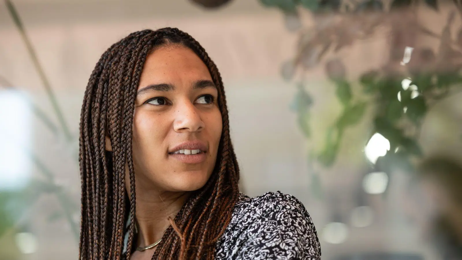 Marie Mouroum hat sich Verletzungen zugezogen. (Foto: Hannes P. Albert/dpa)