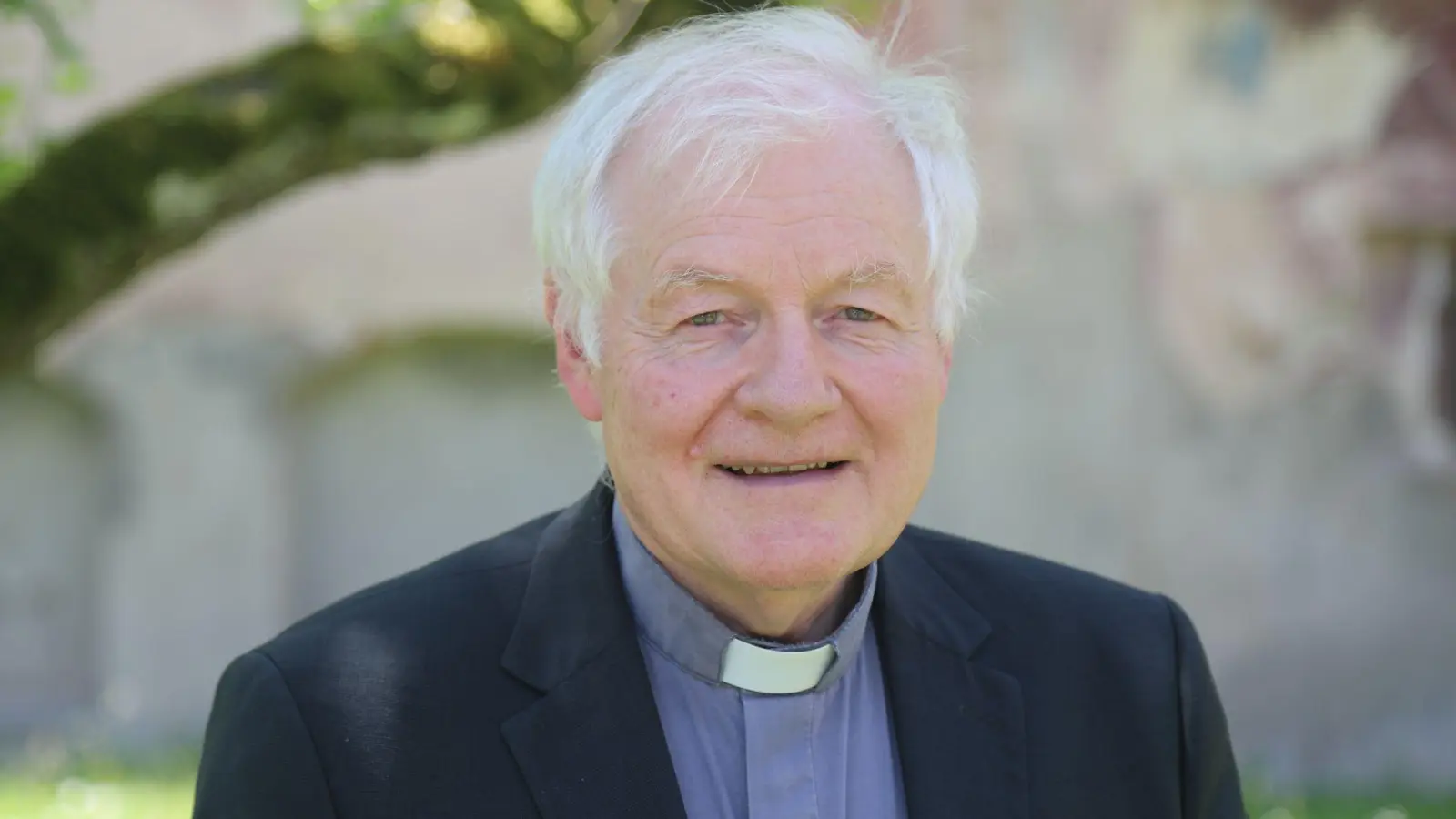 Er übernimmt vorübergehend weitgehend die bischöflichen Aufgaben: Alfred Rottler. (Handout)  (Foto: Norbert Staudt/Diözese Eichstätt/dpa)