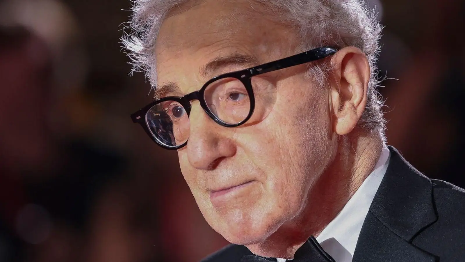 Woody Allen, jüdischer Regisseur aus den USA, spricht in einem Interview über Antisemitismus. (Foto: Vianney Le Caer/Invision/AP/dpa)