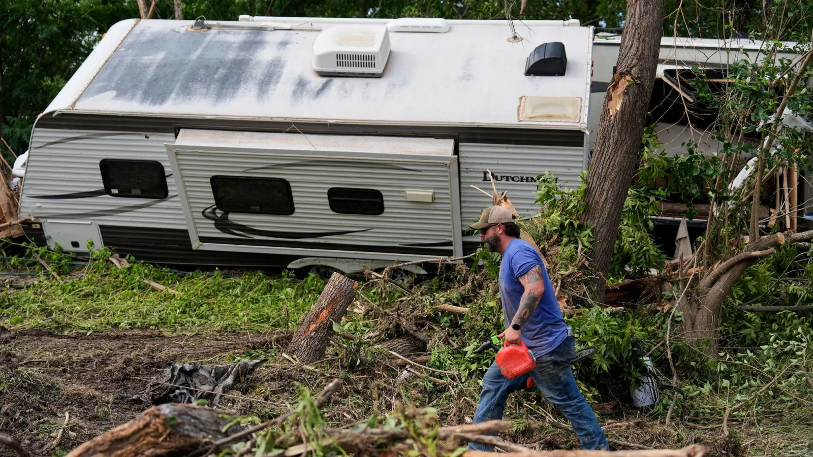 Immer mehr Tote sind bestätigt. (Foto: Ashley Landis/AP/dpa)