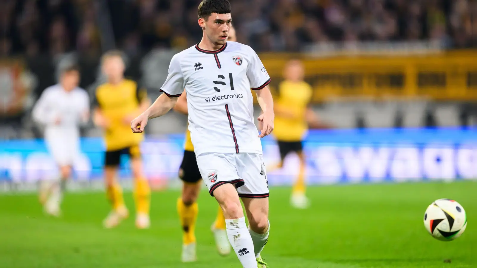Felix Keidel wechselt aus der 3. Liga zur SV Elversberg. (Foto: Robert Michael/dpa)