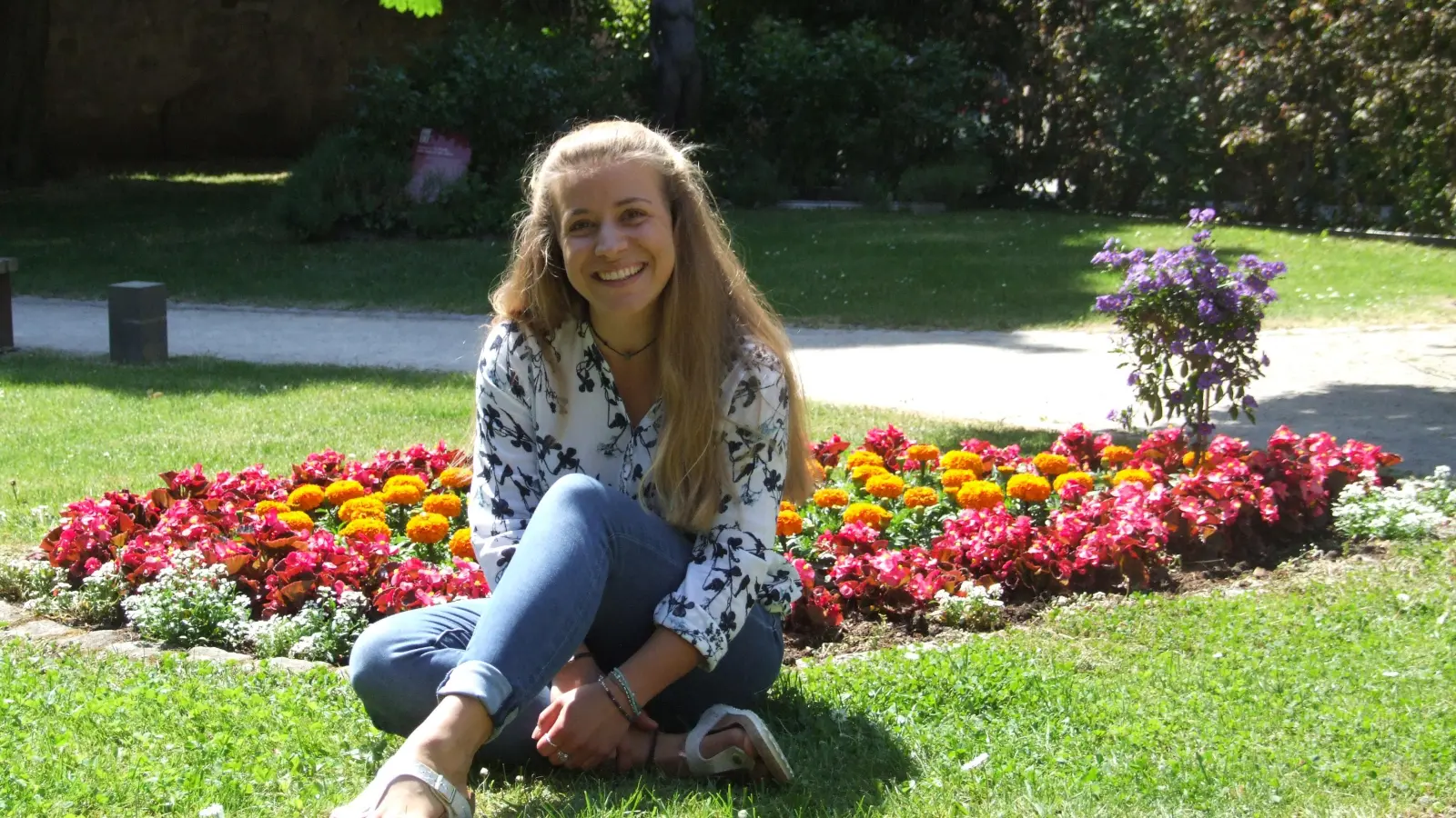 Fühlt sich als Neuling in der Kreuzgang-Familie gut aufgehoben: Schauspielerin Juliane Krug. (Foto: Jasmin Kiendl)