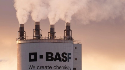 BASF spart Milliarden gegen die Krise in der Chemiebranche (Archivbild) (Foto: Uwe Anspach/dpa)
