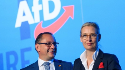 Die AfD-Bundesvorsitzenden in Magdeburg: Tino Chrupalla und Alice Weidel. (Foto: Klaus-Dietmar Gabbert/dpa)