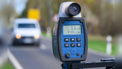 Einwöchiger Blitzermarathon: Im Rahmen der „Speedweek“ werden vermehrt Geschwindigkeitskontrollen durchgeführt. (Foto: Patrick Pleul/dpa/dpa-tmn)