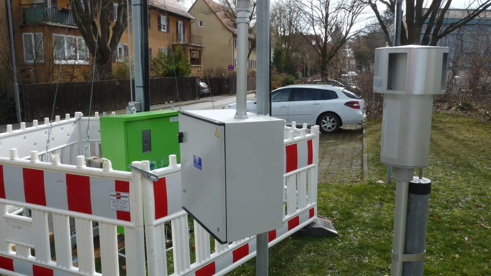Im Stadtgebiet von Bad Windsheim stehen mehrere Messstellen, die die Feinstaub-Belastung erfassen. Laut Bürgermeister Jürgen Heckel liegen alle Werte im grünen Bereich. (Foto: Bastian Lauer)