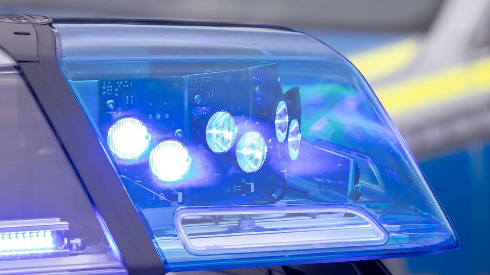 Nach dem Verdächtigen wurde gefahndet. (Symbolbild) (Foto: Daniel Karmann/dpa)