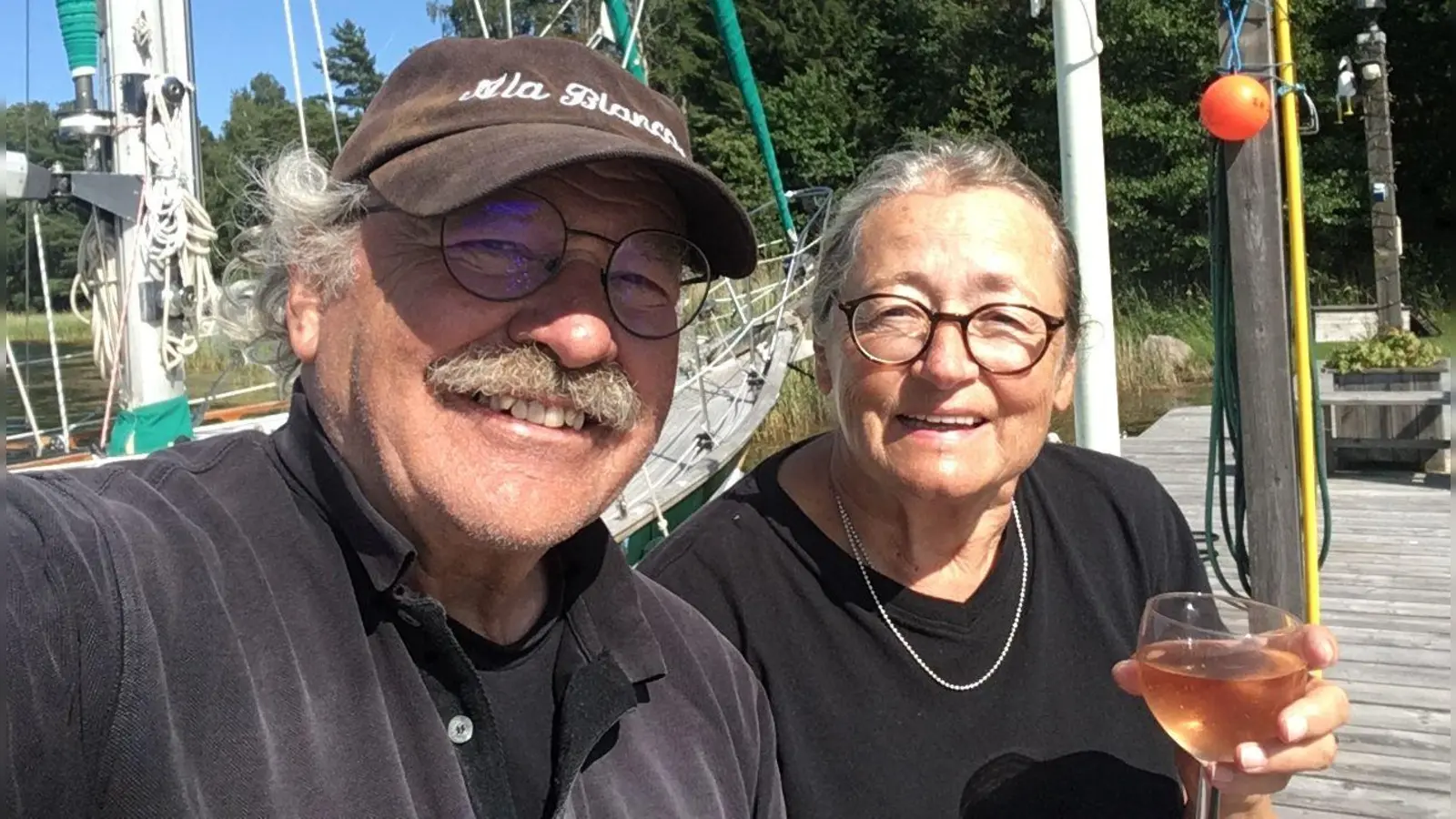 Klaus Schleiter und seine Frau Anne Hauser-Thiele. (Selfie: Klaus Schleiter)
