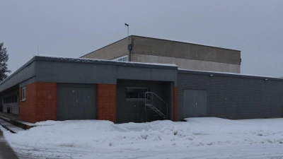 Laut den Angaben würde die energetische Sanierung der Einfachturnhalle im Alfred-Kolb-Sportzentrum rund 2,13 Millionen Euro kosten. Der Gemeinde würde deshalb eine Bundesförderung in die Karten spielen. (Foto: Antonia Müller)