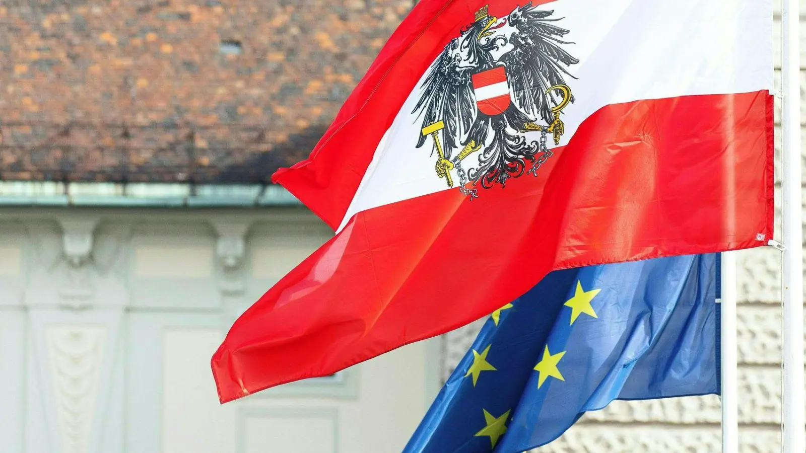 Die EU-Kommission beaufsichtigt, ob die EU-Länder die Regeln für Haushaltsdefizite und Staatsschulden einhalten. (Archivbild) (Foto: Florian Wieser/APA/dpa)