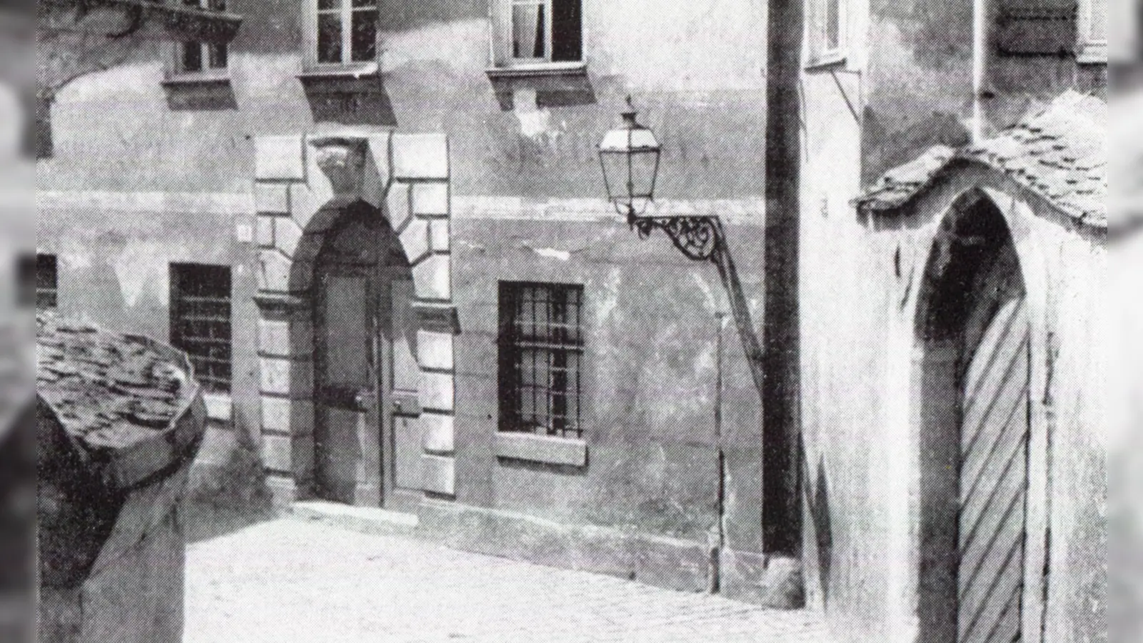 Diese historische Aufnahme zeigt die „Herberge zur Heimat“, die vor 100 Jahren zur Unterbringung von durchreisenden Wanderern genutzt wurde. Heute beherbergt sie eine Notschlafstelle und einen Tagesaufenthalt für Obdachlose. (Foto: Alexander Biernoth)