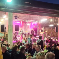 Für beste Unterhaltung ist natürlich gesorgt. Feiern auch Sie mit! (Foto: Markt Colmberg)