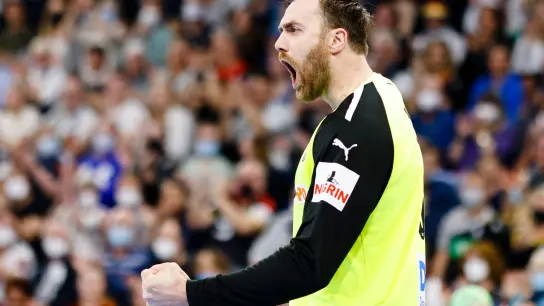 Gelber Hüne im DHB-Tor: Handball-Nationalkeeper Andreas Wolff. (Foto: Frank Molter/dpa)
