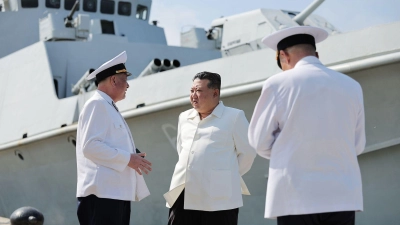 Nordkoreas Kim Jong Un beim Besuch einer Marine-Einheit. (Foto: Uncredited/KCNA/KNS/dpa)
