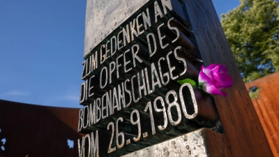 Die Gedenkveranstaltung fand zum 43. Jahrestag des Oktoberfest-Attentats von 1980 statt. (Foto: Peter Kneffel/dpa)