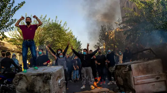 Protest in Teheran Ende Oktober. (Foto: Uncredited/AP/dpa)