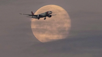 Die Lufthansa will bei der portugiesischen TAP einsteigen. (Foto: Armando Franca/AP/dpa)