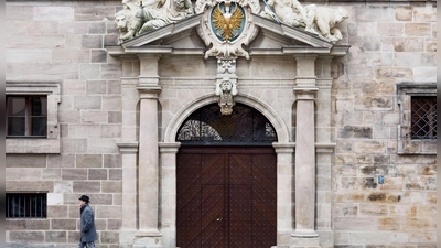 Die Wanderausstellung wurde zum Internationalen Tags der<br>Menschenrechte am 10. Dezember 2025 in Nürnberg eröffnet. (Symbolbild) (Foto: Nicolas Armer/dpa)