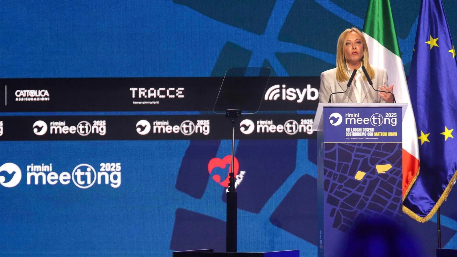 Meloni steht seit Oktober 2022 an der Spitze der rechten Dreier-Koalition in Italien.  (Foto: Davide Gennari/LaPresse/AP/dpa)