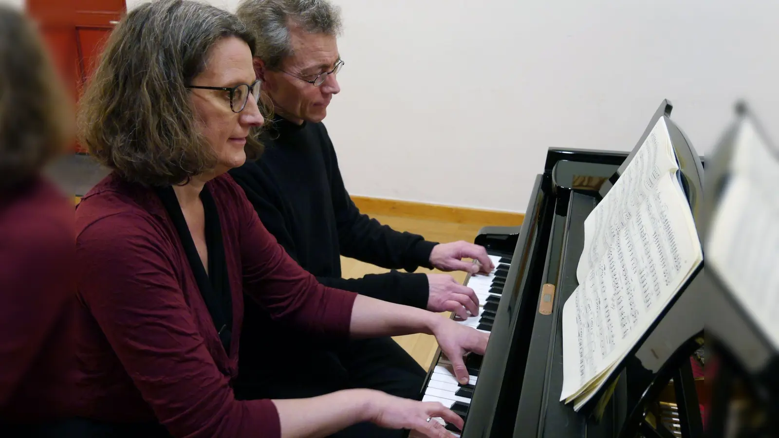 Britta Köstner und Christoph Beyrer verzauberten am Sonntagabend das Publikum auf einem Steinway-Flügel (Foto: Rüdiger Pfeiffer)