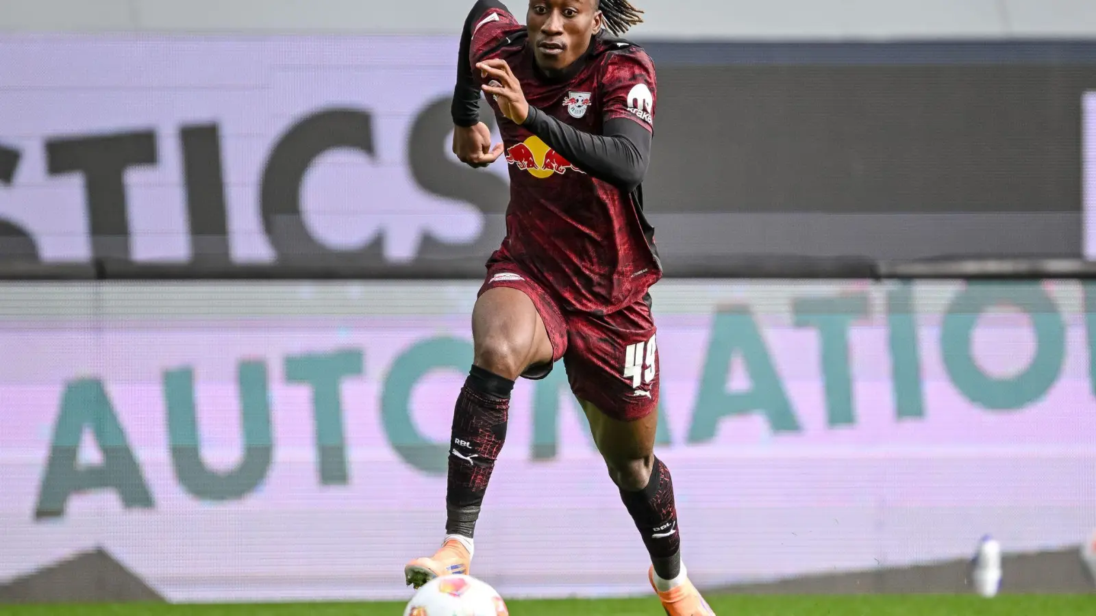 Leipzigs Enteckung Yan Diomande ist beim Afrika Cup dabei. (Archivbild)  (Foto: Harry Langer/dpa)