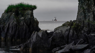 Der 15-Jährige harrte tageland auf dem gekenterten Fischerboot aus, bis er gerettet wurde. (Symbolbild) (Foto: Joshua A. Bickel/AP/dpa)