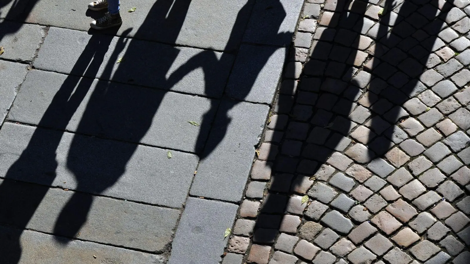 Der Fach- und Arbeitskräftemangel stellt Deutschland heute schon vor große Herausforderungen. (Symbolbild) (Foto: Matthias Hiekel/ZB/dpa)