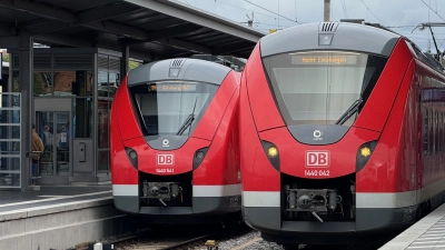 Ein Defekt im Stellwerk Ansbach bremste am Montagnachmittag den Zugverkehr zwischen Ansbach und Nürnberg aus.  (Archivbild: Manfred Blendinger)