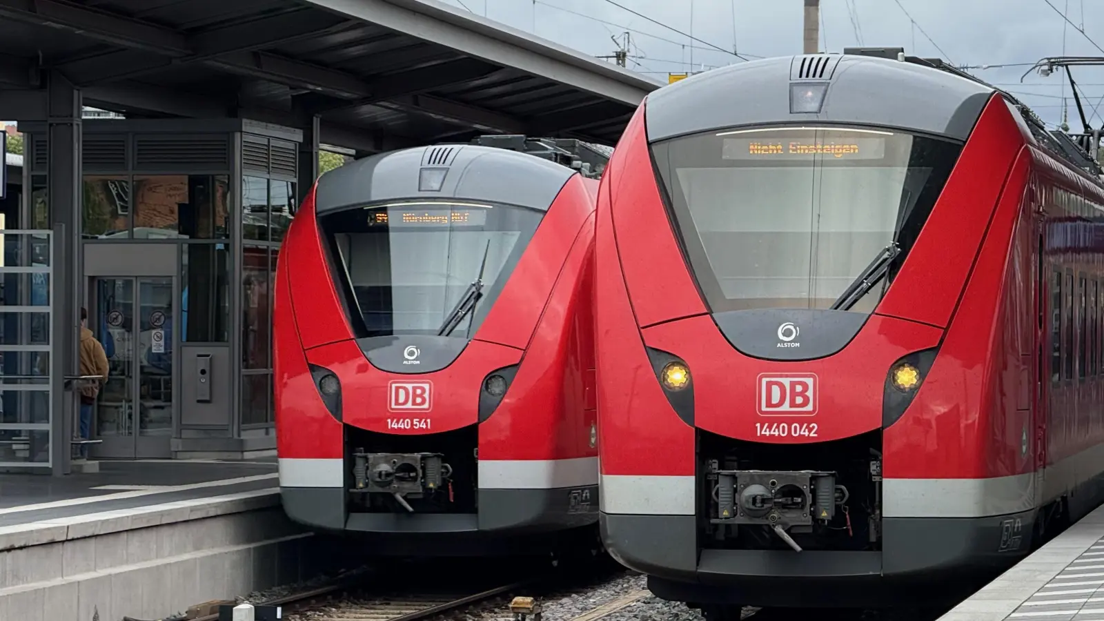 Ein Defekt im Stellwerk Ansbach bremste am Montagnachmittag den Zugverkehr zwischen Ansbach und Nürnberg aus.  (Archivbild: Manfred Blendinger)
