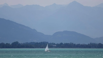 Sommerwetter mit ein paar Schauern gibt es in Bayern. (Archivbild) (Foto: Karl-Josef Hildenbrand/dpa)