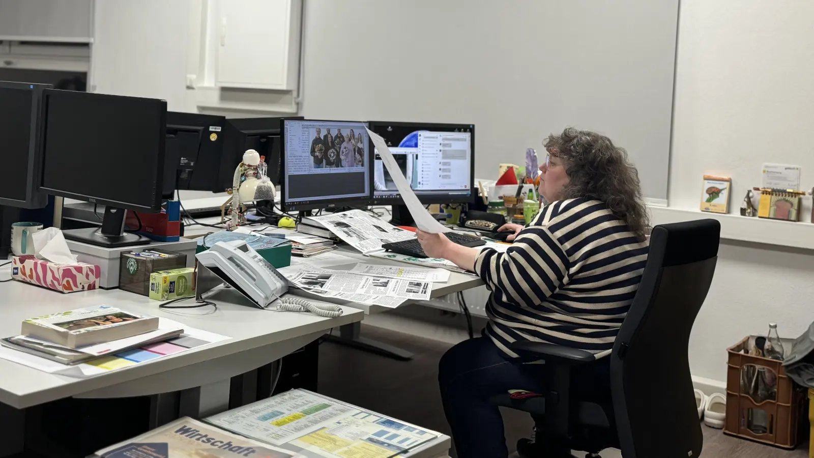 Auch das Korrektorat der FLZ macht am Wahlabend Überstunden. (Foto: Evi Lemberger)