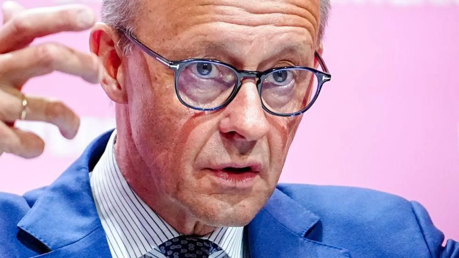 Merz sprach auf einer Tagung von Familienunternehmern. (Foto: Kay Nietfeld/dpa)