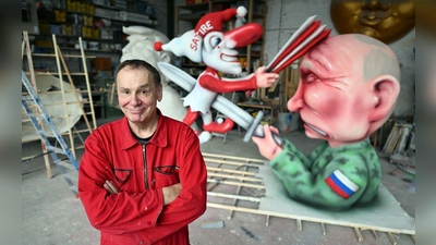 Mit Blick auf die juristische Verfolgung Tillys in Moskau wurden die Wagen mit Spannung erwartet. (Foto: Federico Gambarini/dpa)