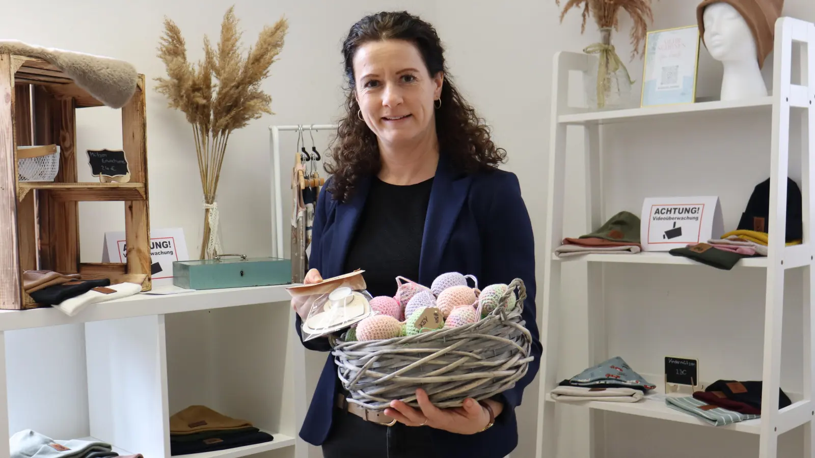 Heidi Denzinger, zuständig für Kultur und Tourismus in Wolframs-Eschenbach, hat den Kreativ-Markt ins Leben gerufen. (Foto: Antonia Müller)