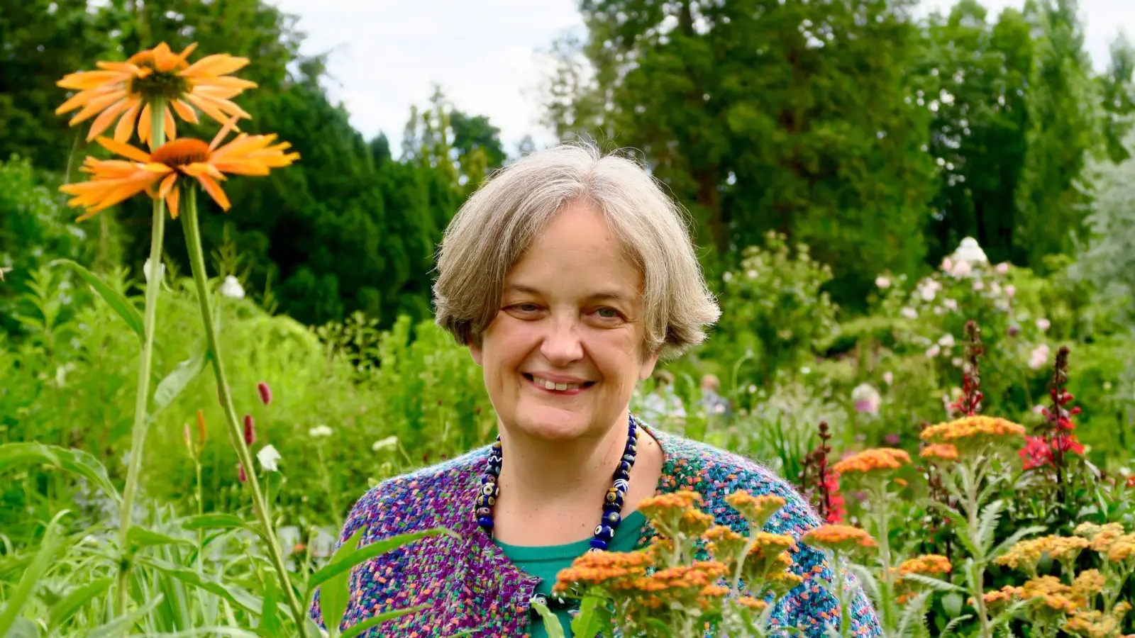 Isabelle Van Groeningen ist Gartenhistorikerin, Leiterin der Königlichen Gartenakademie in Berlin und Trägerin des Deutschen Gartenbuchpreises 2022. (Foto: Daniela David/dpa-tmn)