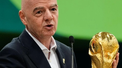 Die FIFA um Präsident Gianni Infantino erklärt sich - aber ob sie auch verstanden wird? (Archivfoto) (Foto: Tony Gutierrez/AP/dpa)