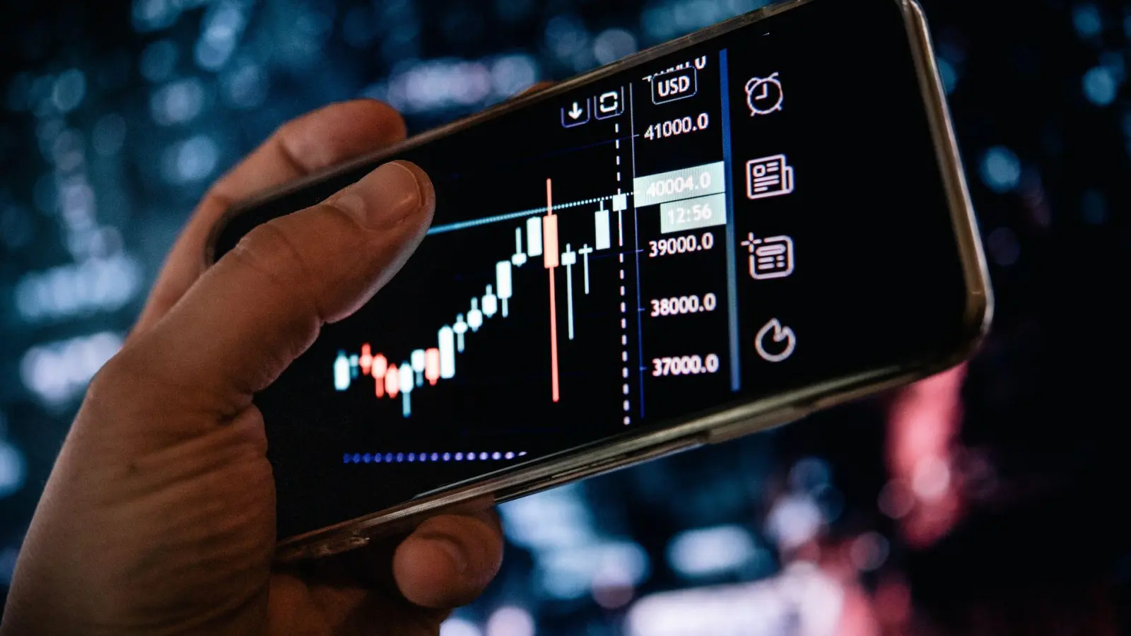 Viele Menschen kaufen Aktien, ohne sich wirklich Gedanken über ihre Anlageziele zu machen. (Foto: Zacharie Scheurer/dpa-tmn)