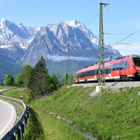 Die Züge der Werdenfelsbahn bleiben im Juni zeitweise im Depot. (Symbolbild) (Foto: Angelika Warmuth/dpa)