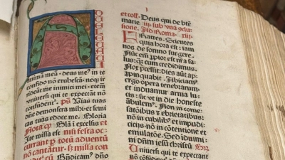 Die Inkunabeln sind rund 550 Jahre alt. (Foto: Lara Hausleitner)