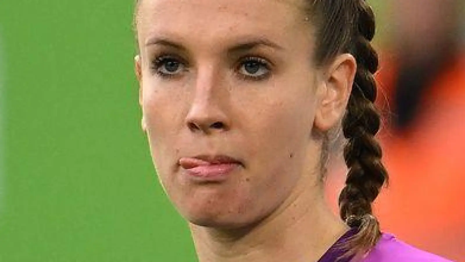 Torhüterin Ena Mahmutovic wird dem FC Bayern und dem deutschen Nationalteam vorerst fehlen. (Archivfoto) (Foto: Swen Pförtner/dpa)